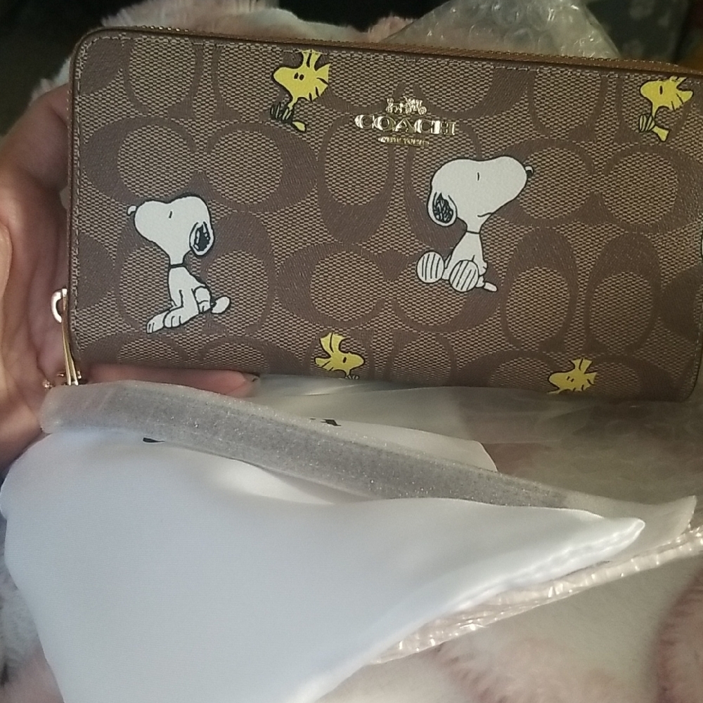 Coach Brown Snoopy and Woodstock Wristlet - Picture 7 of 16